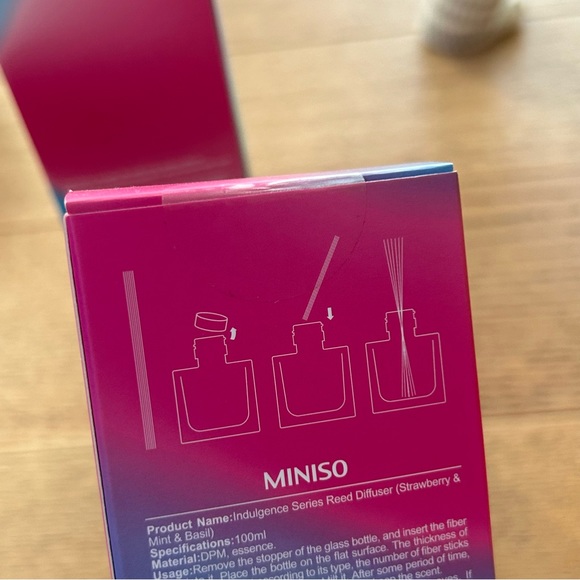 Set of 2 Miniso Home Reed Diffuser Strawberry - Picture 4 of 6